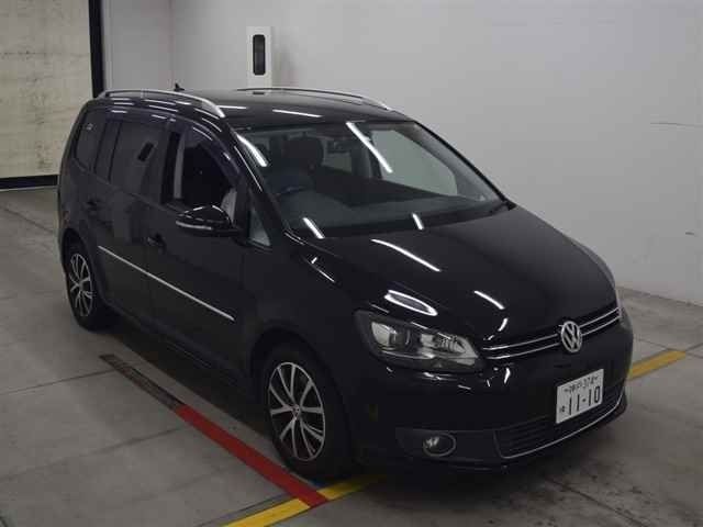 90449 Volkswagen Golf touran 1TCTH 2014 г. (MIRIVE Osaka)